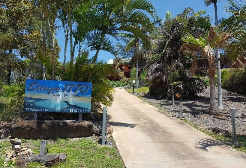 בית מלון כפרי Escape 1770 Adults Only