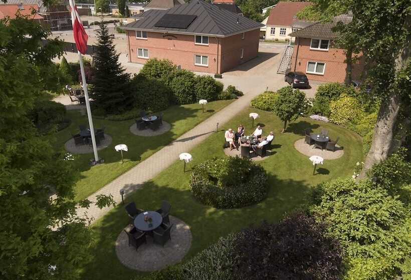 فندق Agerskov Kro &