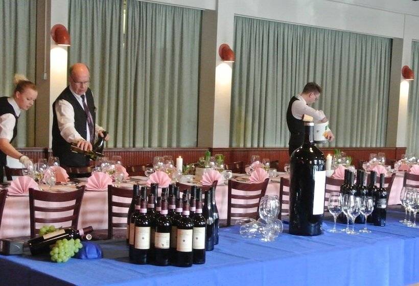 فندق Agerskov Kro &