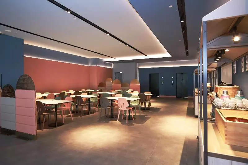 هتل Hanting Sh Hq Rail Station