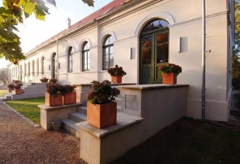 Hotelli Kavaliershaus Schloss Blücher