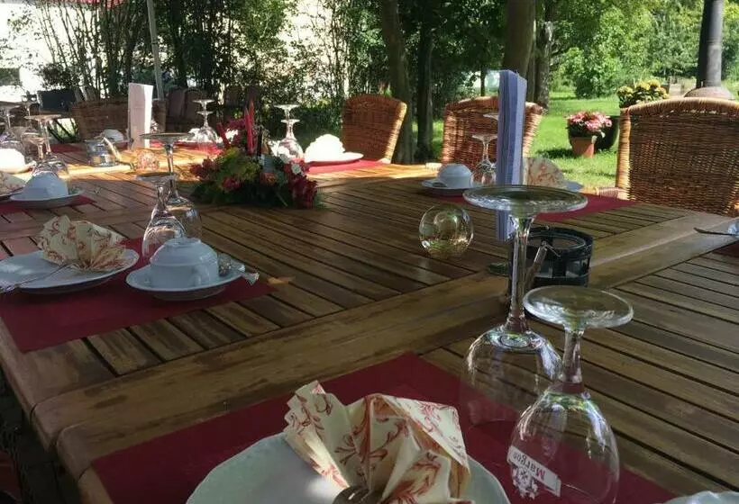 Hotelli Lindenhof Peritz