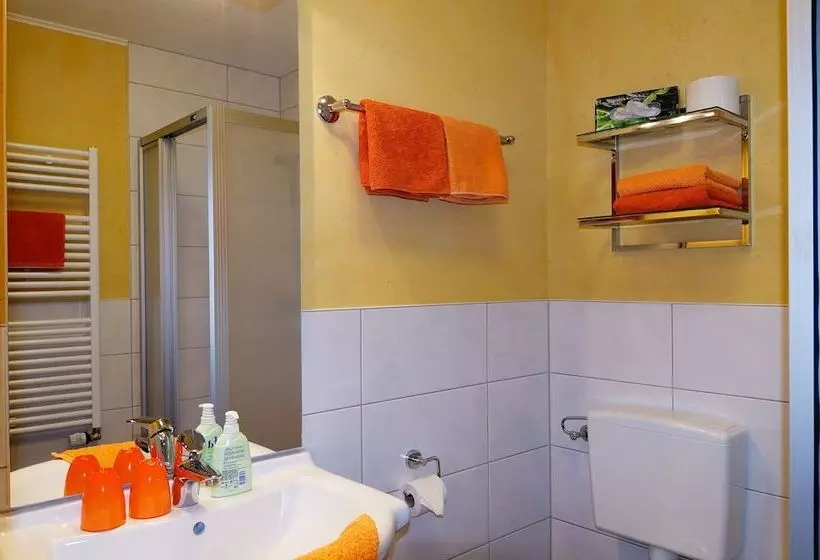 Hotelli Pension Tannenhof