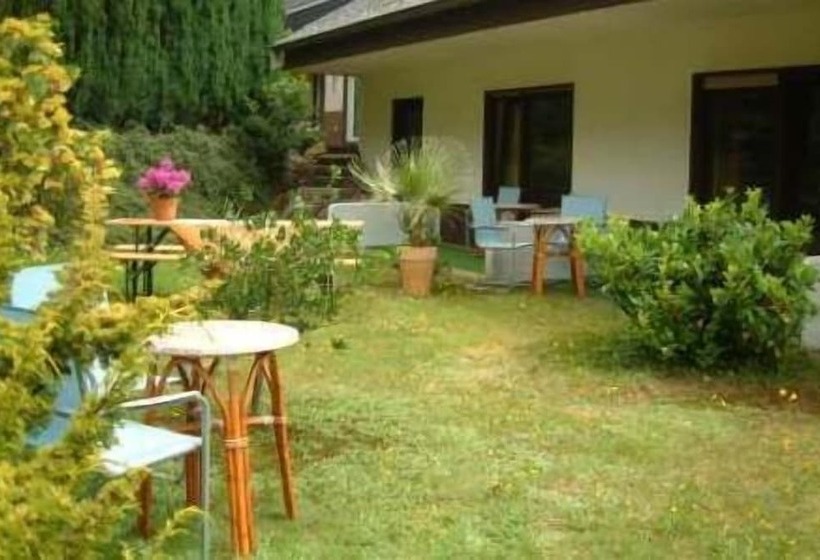 בית מלון כפרי Pension Tannenhof