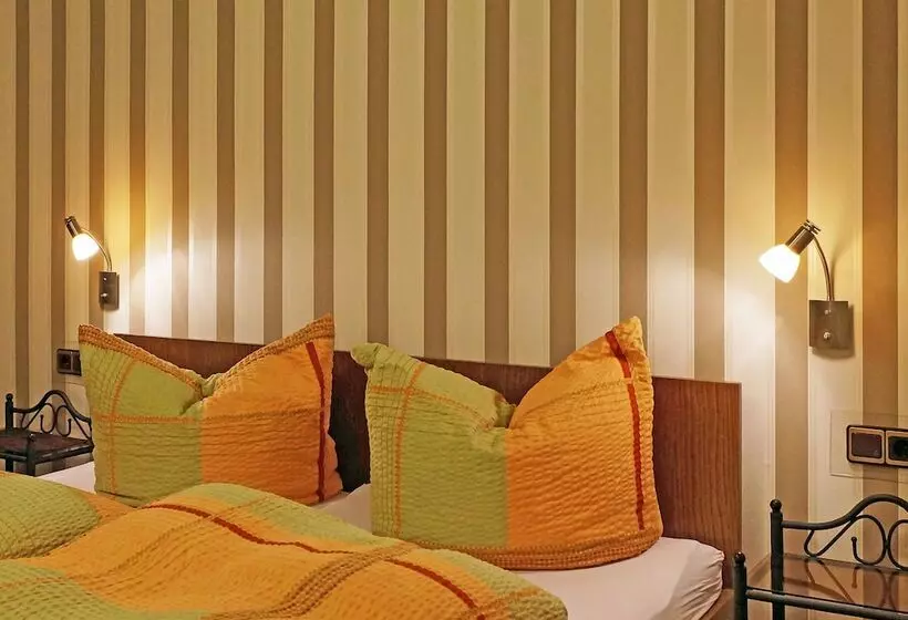 Hotelli Pension Tannenhof