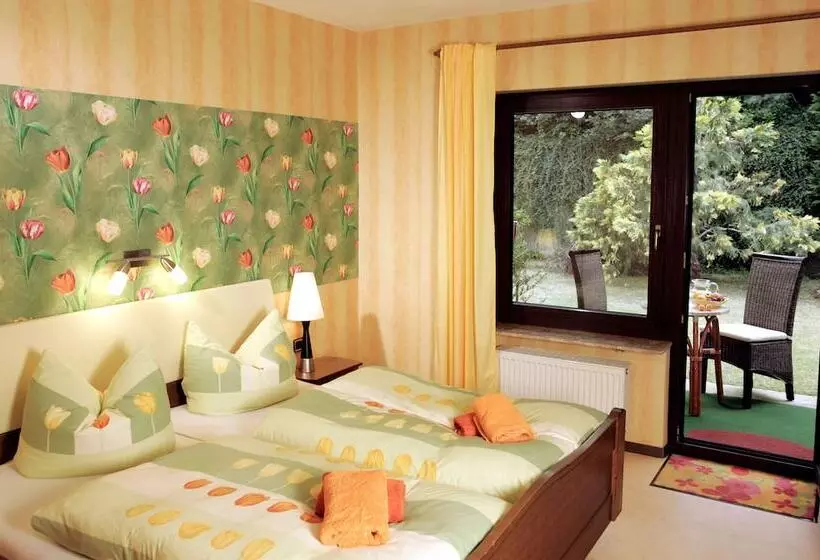 Hotelli Pension Tannenhof