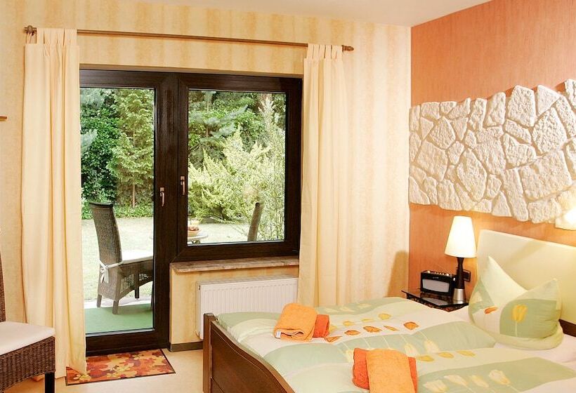 בית מלון כפרי Pension Tannenhof