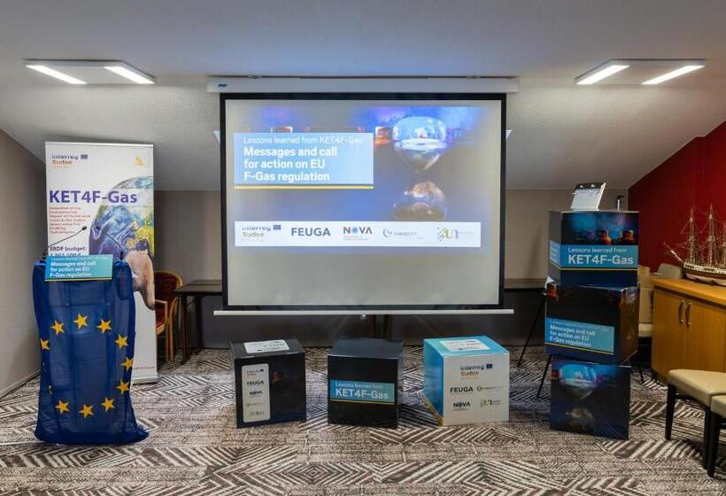 مسافرخانه Loreak