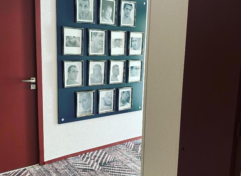 مسافرخانه Loreak