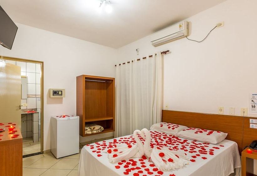 Хостел Pousada Das Estrelas Atibaia