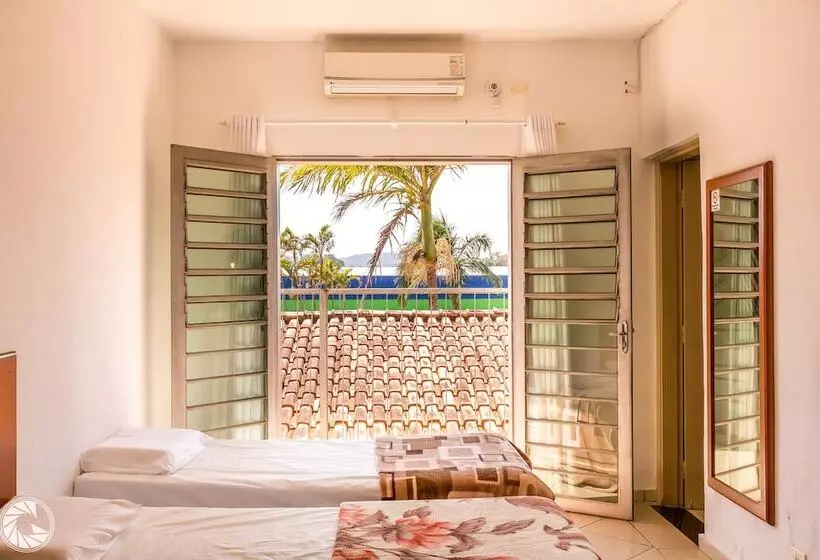 Хостел Pousada Das Estrelas Atibaia