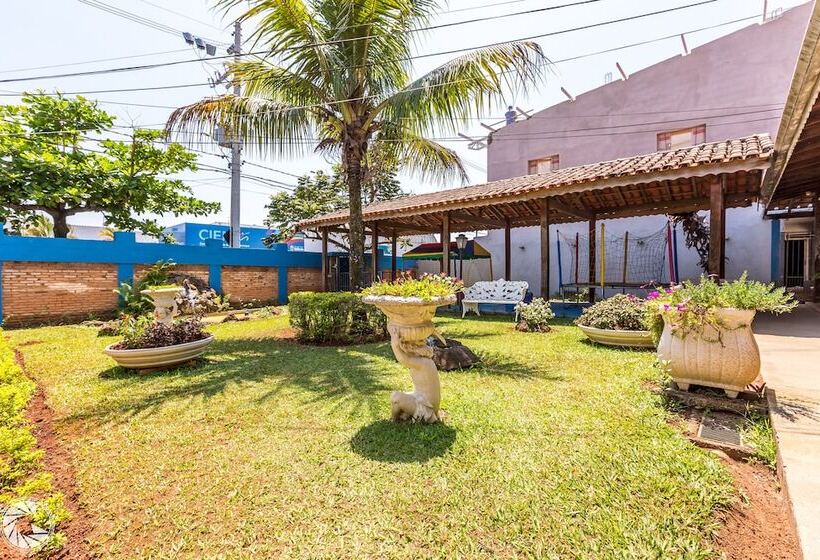 Хостел Pousada Das Estrelas Atibaia