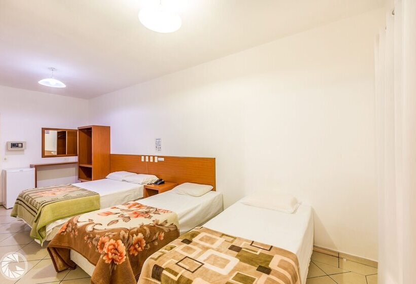 Хостел Pousada Das Estrelas Atibaia