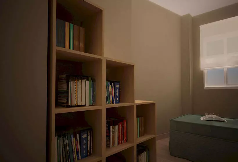 Отель Athens Lotus Apartments