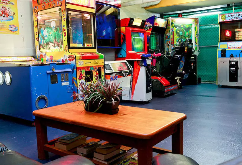 فندق Aussie Resort