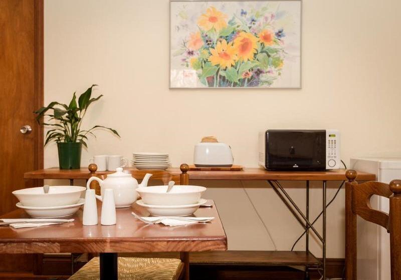 בית מלון כפרי Belgravia Mountain Guest House