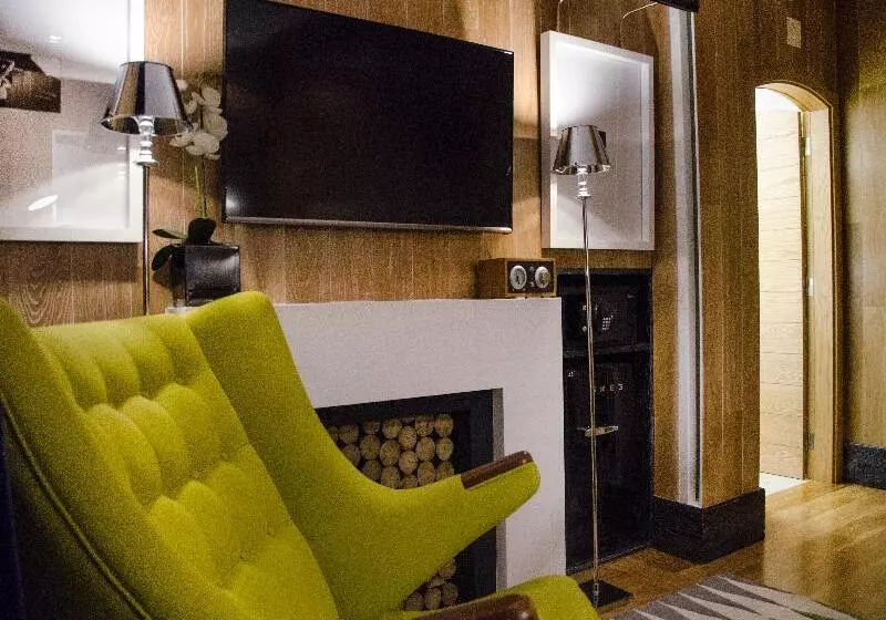 Hotel Browns Central