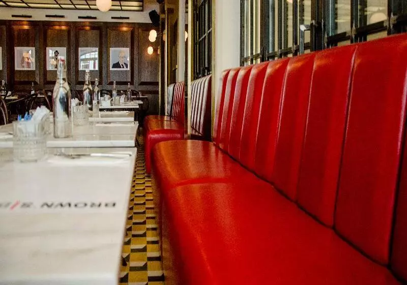 Hotel Browns Central