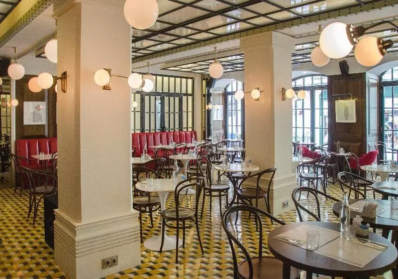 Hotel Browns Central