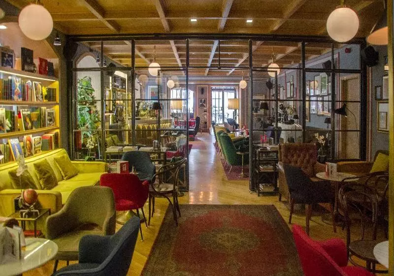 Hotel Browns Central