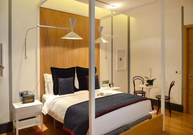 Hotel Browns Central