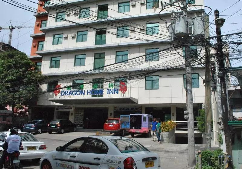 בית מלון כפרי Dragon Home Inn