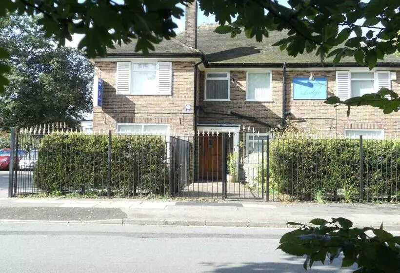 فندق Gateway Lodge