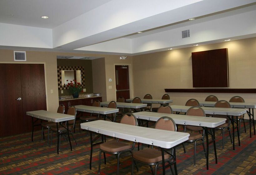 Otel Hampton Inn & Suites West Point