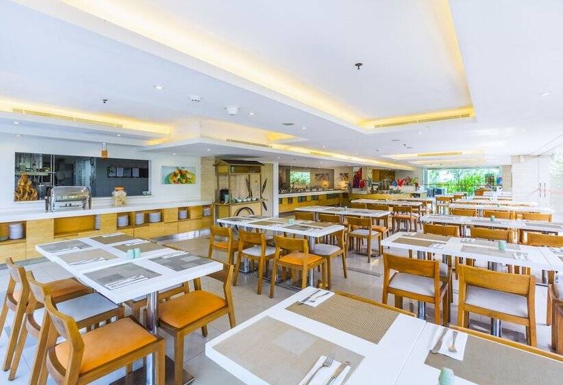 Harris Hotel Kuta Galleria Bali