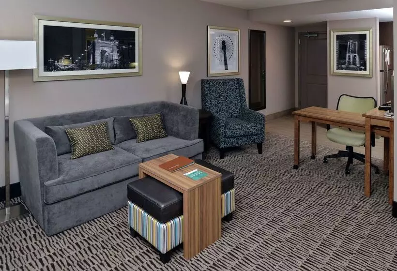 Hotel Homewood Suites By Hilton Cincinnati Mason