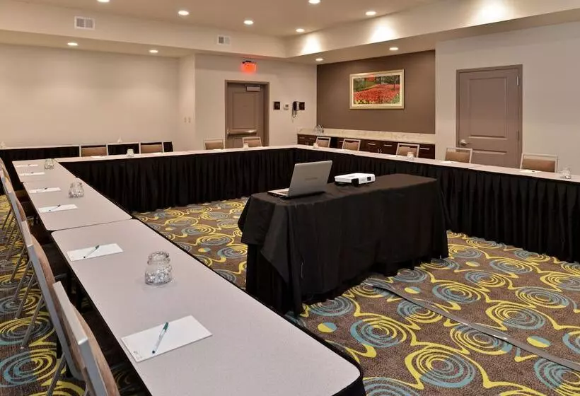 Hotel Homewood Suites By Hilton Cincinnati Mason