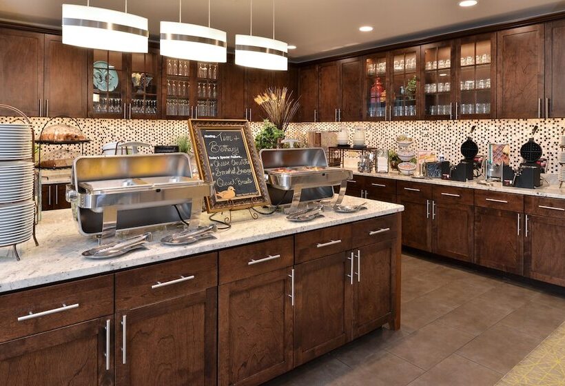 فندق Homewood Suites By Hilton Cincinnati Mason