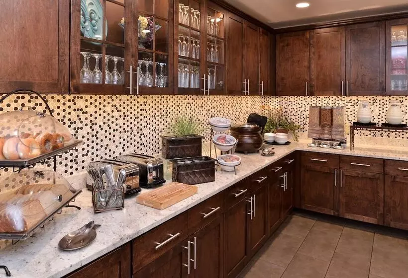 Hotel Homewood Suites By Hilton Cincinnati Mason