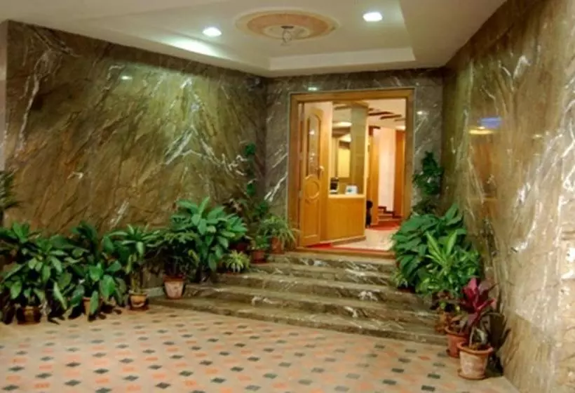 Hotel Namstay ! Mahendra S