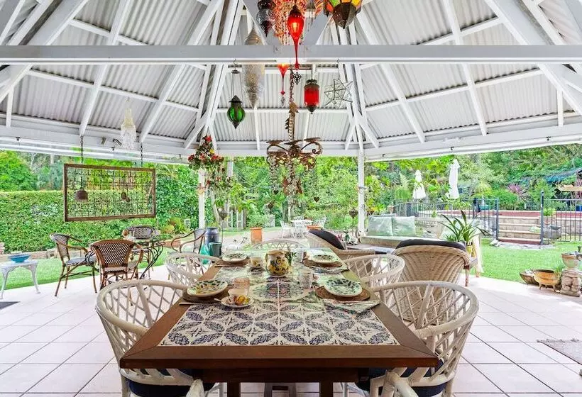 ホテル Noosa Valley Manor B&b