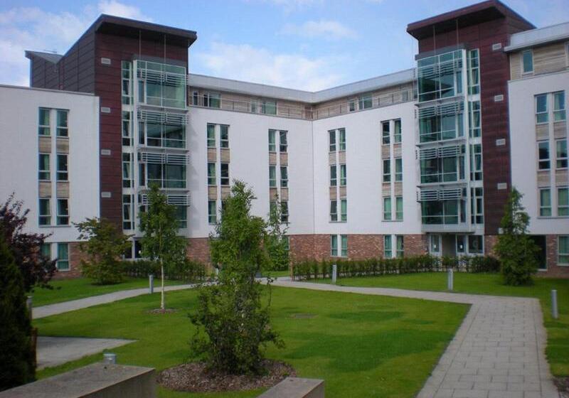 בית מלון כפרי Pollock Estate Summer Accommodation