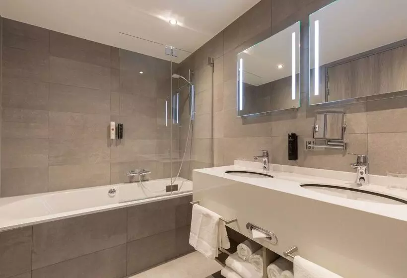 בית מלון כפרי Ramada The Hague Scheveningen