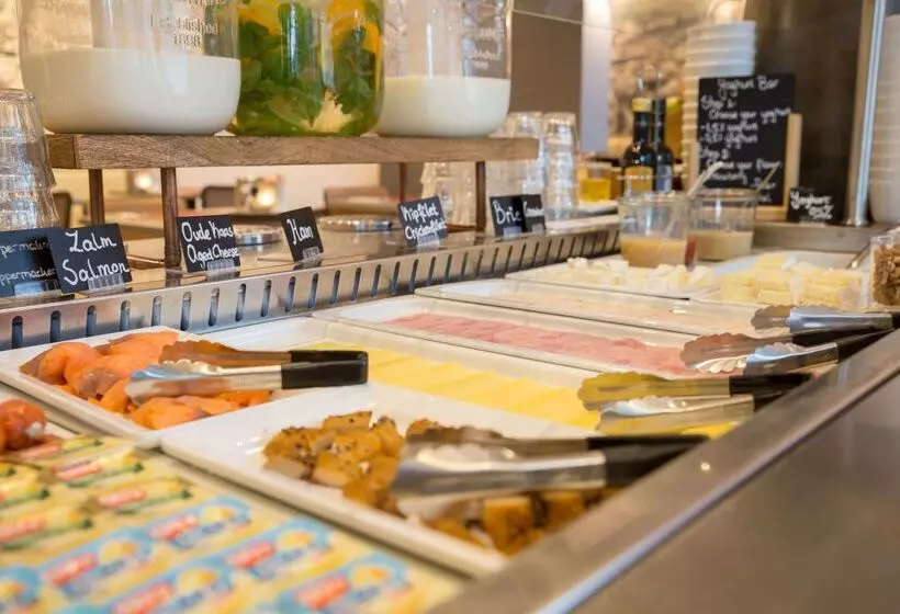 בית מלון כפרי Ramada The Hague Scheveningen