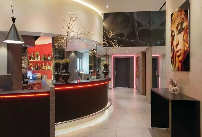 בית מלון כפרי Ramada The Hague Scheveningen