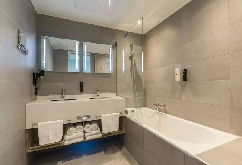 בית מלון כפרי Ramada The Hague Scheveningen