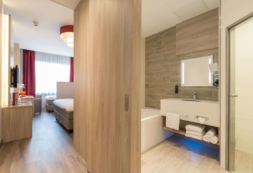 Szálloda Ramada The Hague Scheveningen