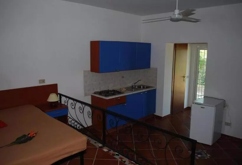 هتل Residence Emarine