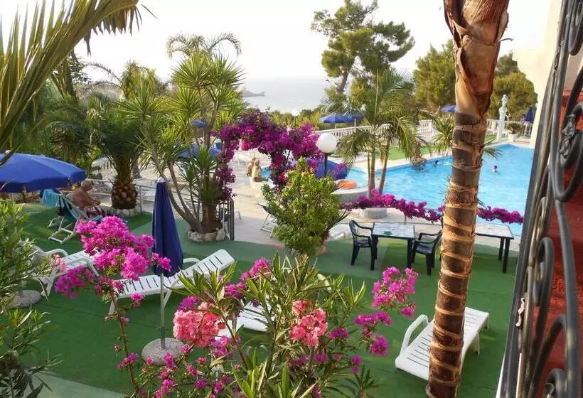 هتل Residence Emarine