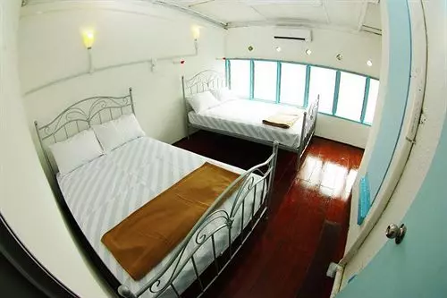 Hotel Sayang-sayang2 Youth Hostel