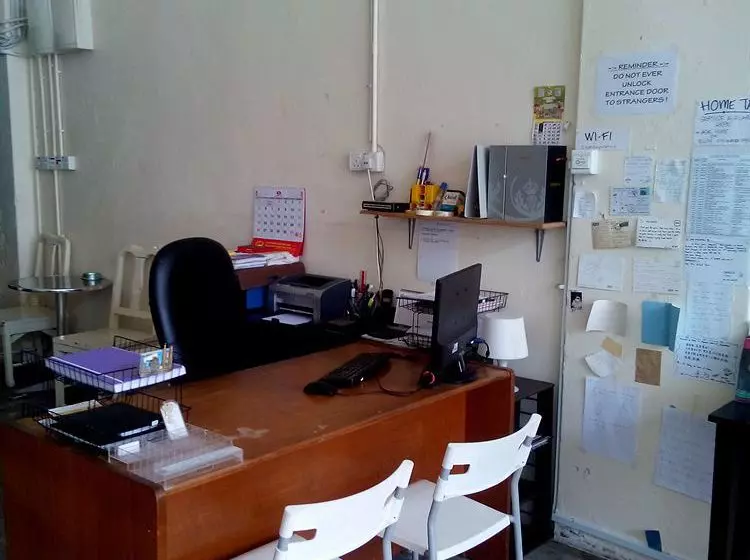 Hotel Sayang-sayang2 Youth Hostel