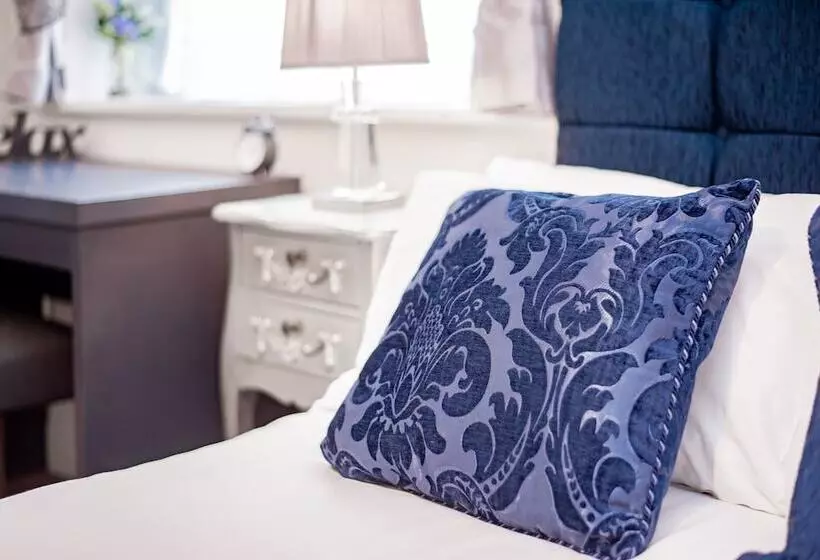 בית מלון כפרי Trivelles Seaview