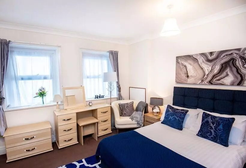 בית מלון כפרי Trivelles Seaview