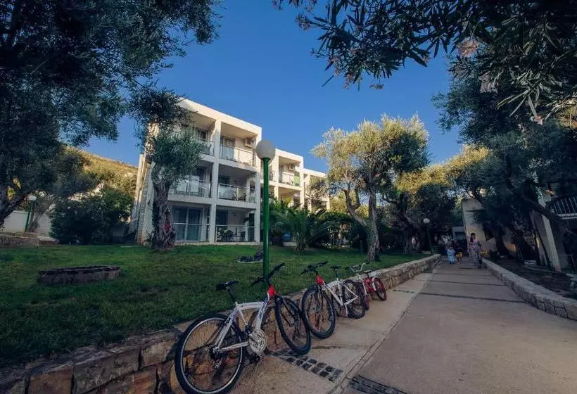 Vile Oliva Hotel & Resort