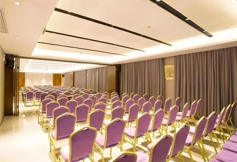 Borrman Hotel Nanning Railway Station