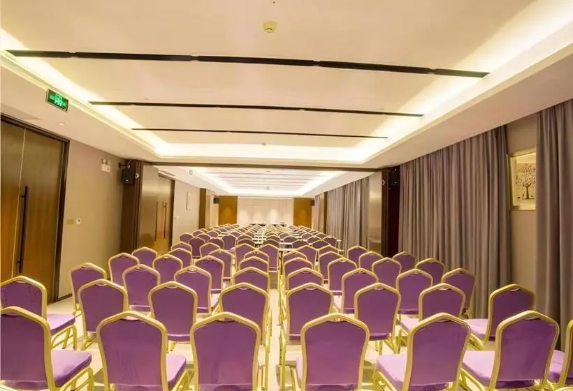 Borrman Hotel Nanning Railway Station